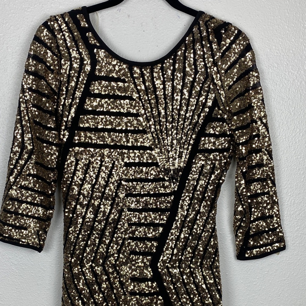 Gold Sequin Bodycon Dress with Black Accents - Picture 4 of 16
